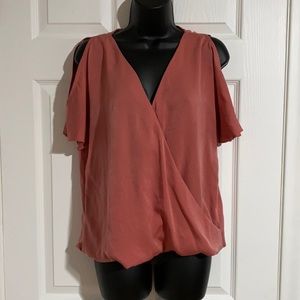 Bar III Cold Shoulder Surplice Salmon Top Sz M
